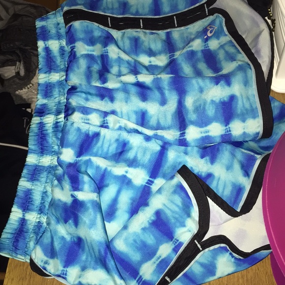 Shorts - Picture 1 of 2